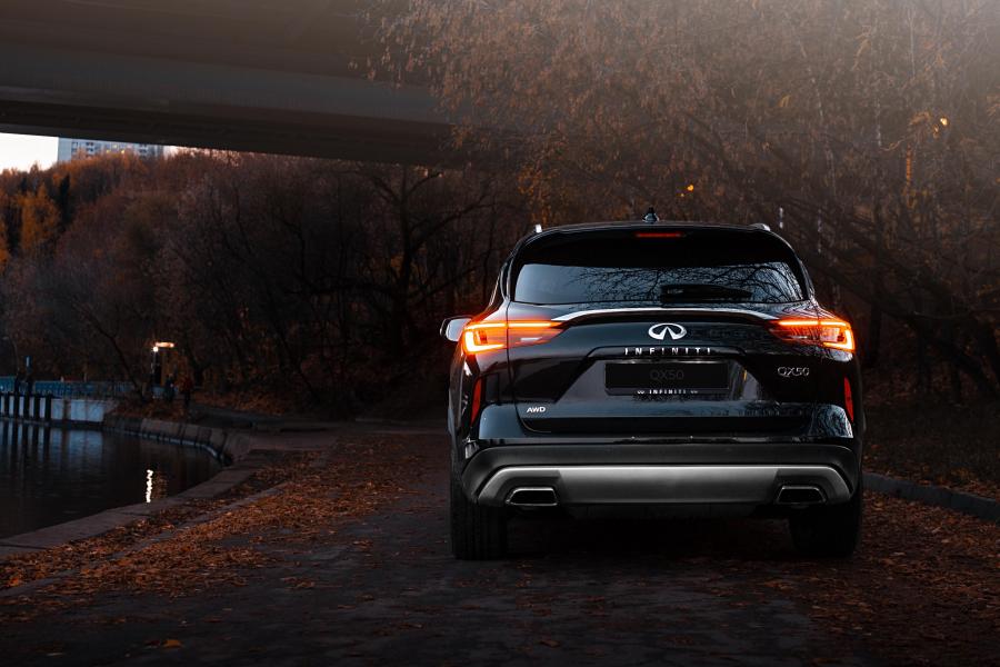  Infiniti QX50 2.0t 2018 года  (CIS) (фото 10 из 40)